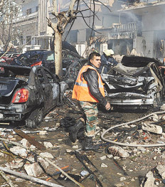Muertos, sangre y guerra civil en Siria Muertos, sangre y guerra civil en Siria
