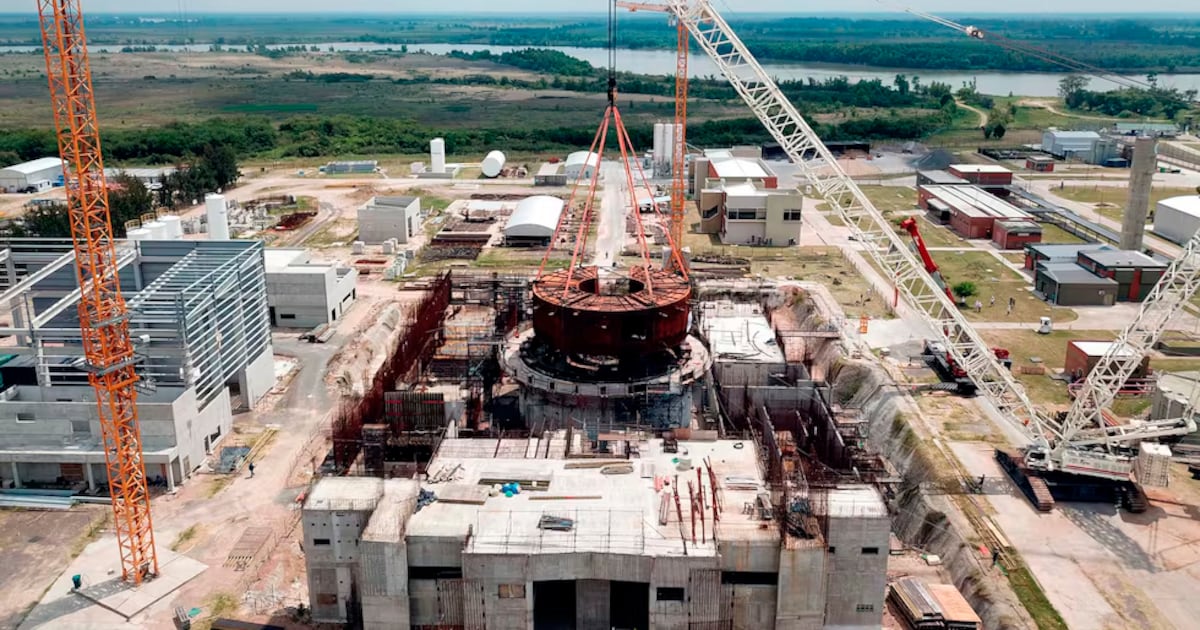La cuestión nuclear: Si la milonga desafina, suena mal - Pagina 12 thumbnail
