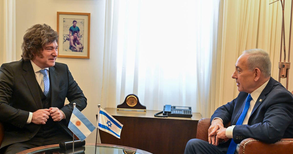 Milei refuerza sus lazos con Netanyahu: conferencia de prensa conjunta, halagos y anuncios thumbnail