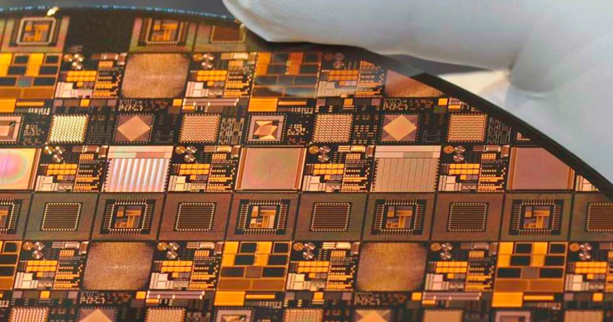 Una escasez global de chips de memoria - Pagina 12 thumbnail
