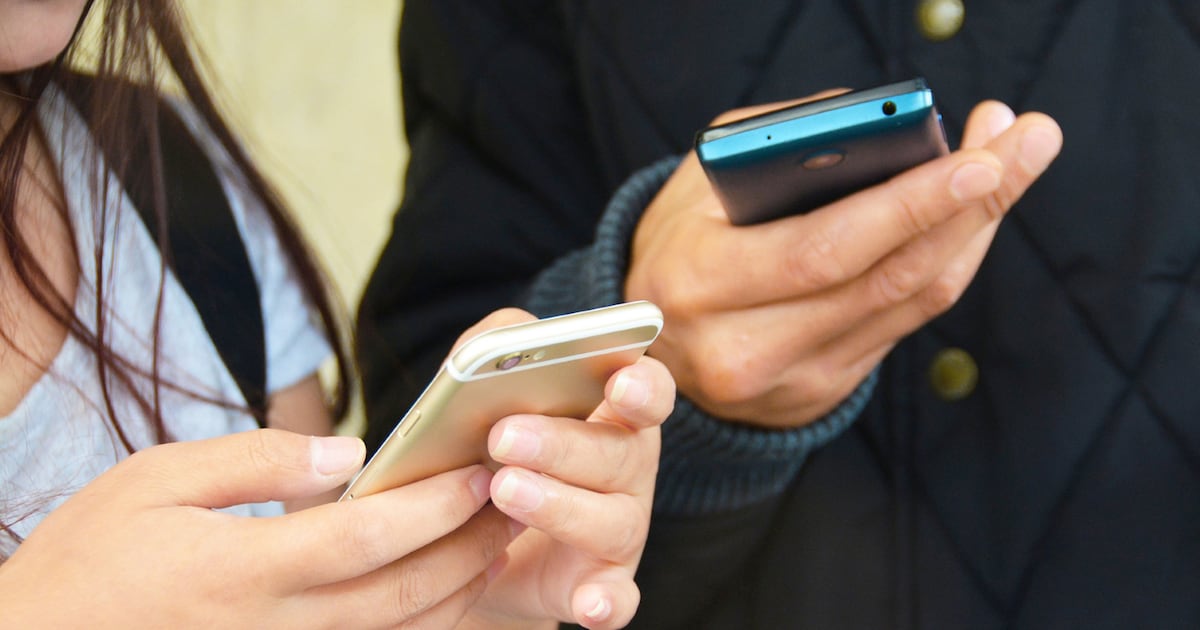 Qué va a pasar con los precios de los celulares tras la quita de aranceles y por qué podría ... thumbnail