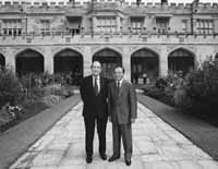 na04fo01.jpg (11922 bytes)