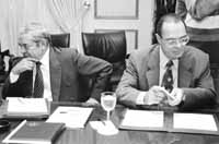 na03fo01.jpg (9874 bytes)