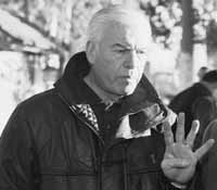 na15fo01.jpg (9851 bytes)