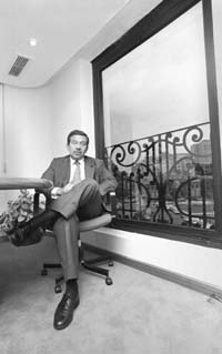 10fo01.jpg (13248 bytes)