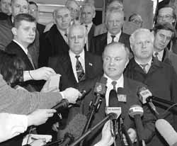 na22fo01.jpg (16107 bytes)