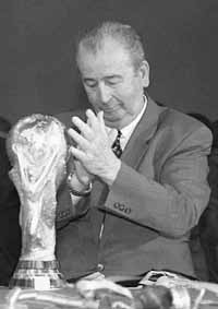 na22fo02.jpg (9988 bytes)