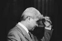 na02fo01.jpg (5570 bytes)