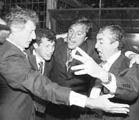 na28fo02.jpg (12245 bytes)