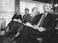 na03fo01.jpg (9746 bytes)