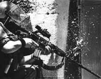 na22fo01.jpg (13385 bytes)