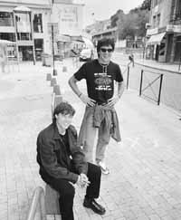 bu04fo02.jpg (13359 bytes)