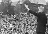 na19fo01.jpg (13492 bytes)