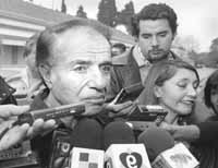 na07fo01.jpg (11089 bytes)