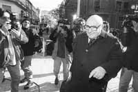 na04fo01.jpg (11175 bytes)