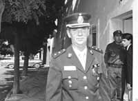 na17fo01.jpg (10144 bytes)