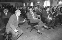 na06fo01.jpg (9656 bytes)