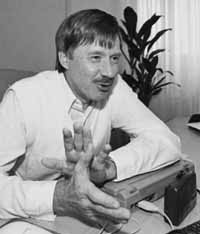 na08fo01.jpg (11770 bytes)