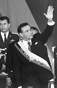 na20fo01.jpg (12770 bytes)