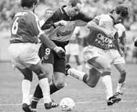 bu07fo01.jpg (12474 bytes)