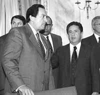 na10fo01.jpg (11159 bytes)