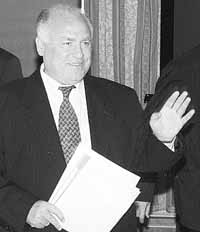 na21fo02.jpg (11031 bytes)