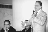 na13fo01.jpg (6948 bytes)