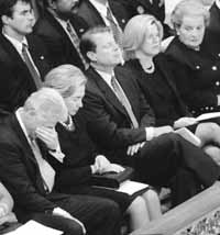 na03fo01.jpg (14430 bytes)