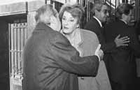 Na03fo01.jpg (7901 bytes)