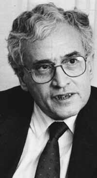 Na04fo03.jpg (10920 bytes)