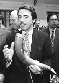 na22fo01.jpg (12723 bytes)