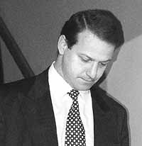 na03fo02.jpg (9311 bytes)