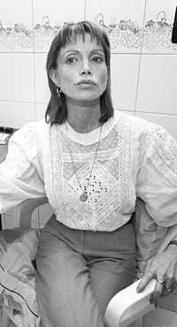 na05fo01.jpg (13163 bytes)