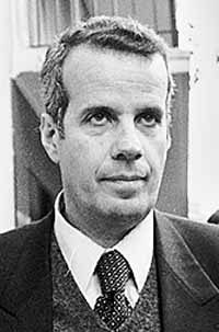 na04fo02.jpg (14242 bytes)