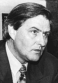 na04fo05.jpg (14584 bytes)