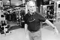 na03fo01.jpg (10333 bytes)