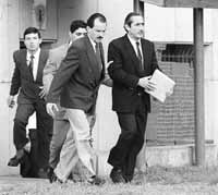 na10fo01.jpg (12665 bytes)