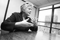 na17fo01.jpg (8874 bytes)