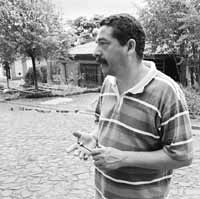 na20fo01.jpg (14967 bytes)