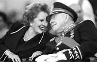 na01fo01.jpg (9297 bytes)