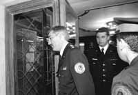 na17fo01.jpg (9073 bytes)