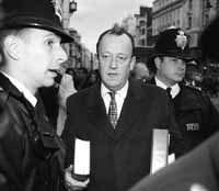 na03fo01.jpg (10546 bytes)