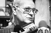 na06fo02.jpg (9881 bytes)