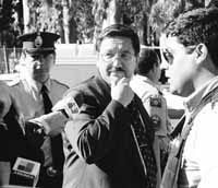 na05fo01.jpg (14850 bytes)