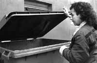 na05fo02.jpg (8342 bytes)