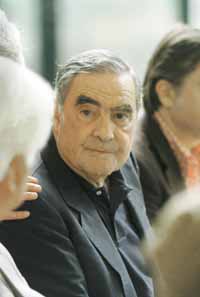 na01fo01.jpg (10448 bytes)