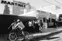 na17fo01.jpg (10477 bytes)