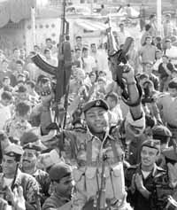 na16fo01.jpg (18231 bytes)