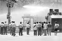 na04fo01.jpg (9787 bytes)