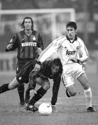 na24fo02.jpg (12452 bytes)